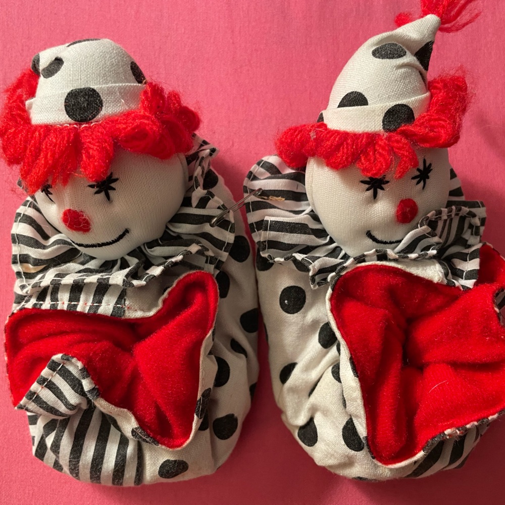 Infant clown slipper